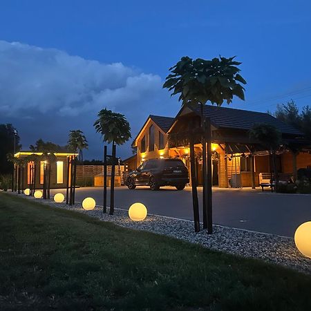 Przystanekufranka Vila Wysokie Mazowieckie Exterior foto